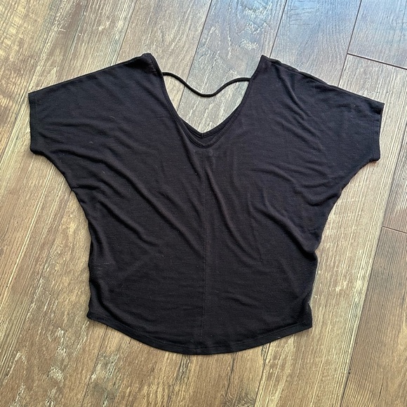 Maurice's Black Top Size Small - Picture 4 of 4